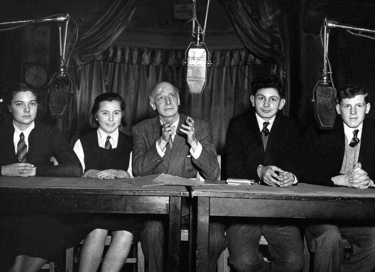 File:Mysteryprogramme germanservice 1951.jpg