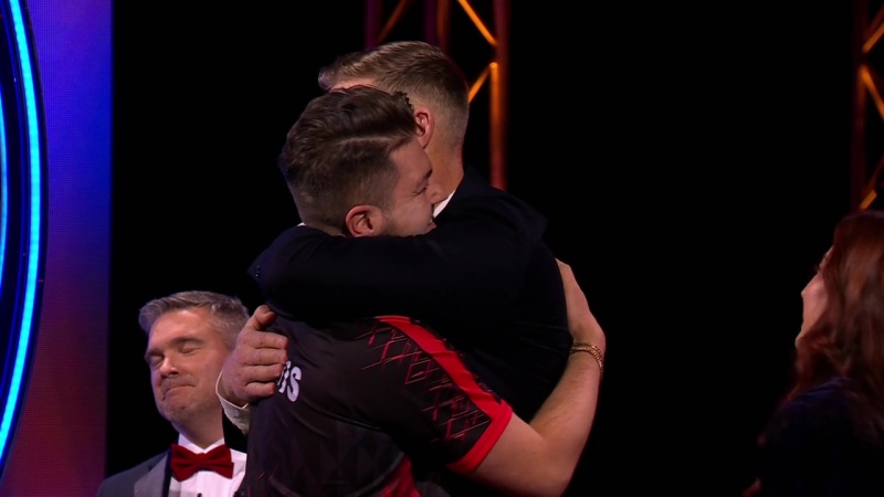 File:Bullseye 2024 hugs for the losers.jpg