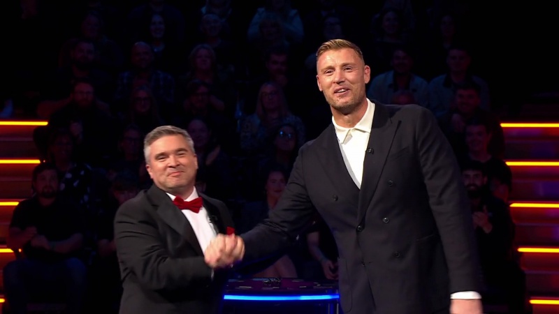 File:Bullseye 2024 richard ashdown freddie flintoff.jpg