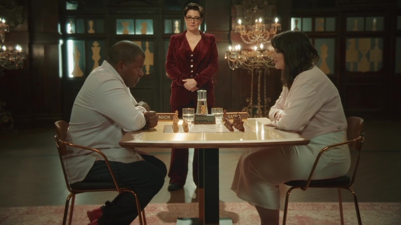 File:Chess masters sue perkins oversees match.jpg